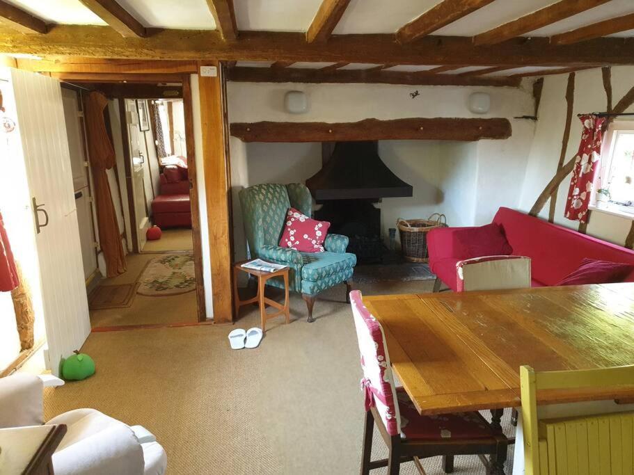 Entire Thatched Cottage Melbourn Exterior foto